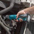 Makita LT02R1 12V MAX CXT 2.0 Ah Lithium-Ion Cordless 3/8 in. Angle Impact Wrench Kit image number 5