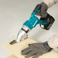 Metal Cutting Shears | Makita XSJ05T 18V LXT Brushless Lithium-Ion 1/2 in. Cordless Fiber Cement Shear Kit with 2 Batteries (5 Ah) image number 9