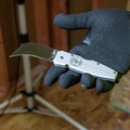 Klein Tools 44006 2-5/8 in. Aluminum Handle Lockback Knife image number 3