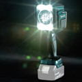 Makita DML812 18V LXT Lithium-Ion Cordless L.E.D. Flashlight / Spotlight (Light Only) image number 7