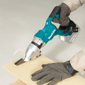 Makita XSJ05Z 18V LXT Brushless Lithium-Ion 1/2 in. Cordless Fiber Cement Shear (Tool Only) image number 4