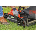 Black & Decker BEMW472BH 120V 10 Amp Brushed 15 in. Corded Lawn Mower with Comfort Grip Handle image number 6