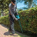 Makita GHU02M1 40V Max XGT Brushless Lithium-Ion 24 in. Cordless Hedge Trimmer Kit (4 Ah) image number 8