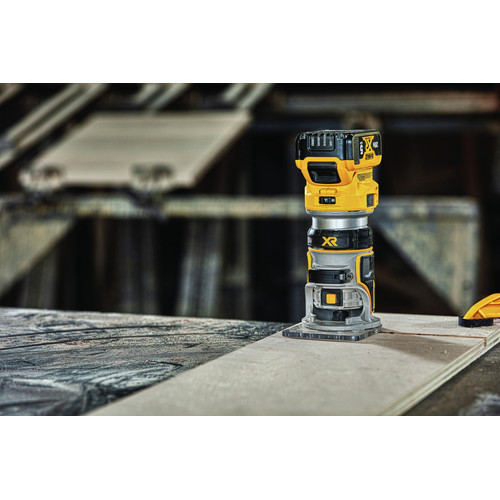 Dewalt DCW600B 20V MAX XR Cordless Compact Router