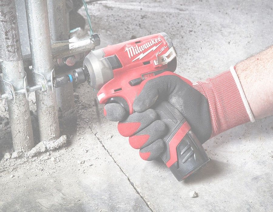 FREE Milwaukee M12 6 Ah Battery FREE Milwaukee M12 6 Ah Battery