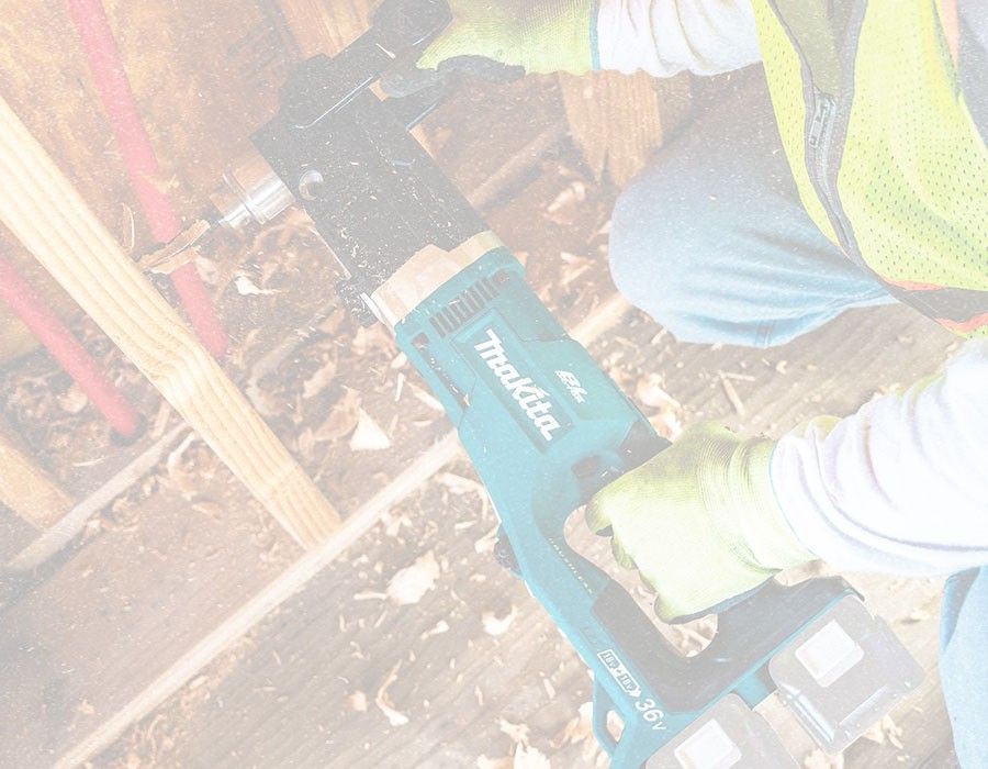FREE Makita 2-Piece 18V LXT 5 Ah Batteries FREE Makita 2-Piece 18V LXT 5 Ah Batteries