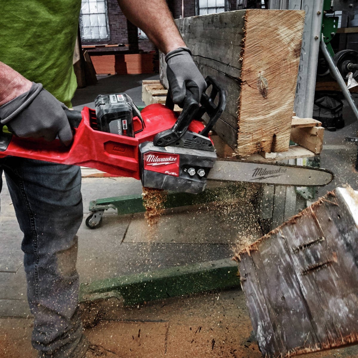Milwaukee 272721HD M18 FUEL 16 in. Chainsaw Kit Tyler Tool